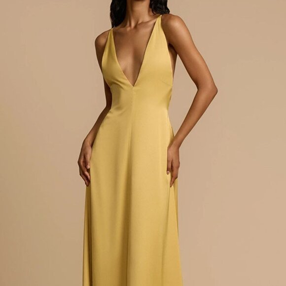 Deep V-Neck Maxi Dress | Formal Sleeveless Open Back Dress - Picture 4 of 9
